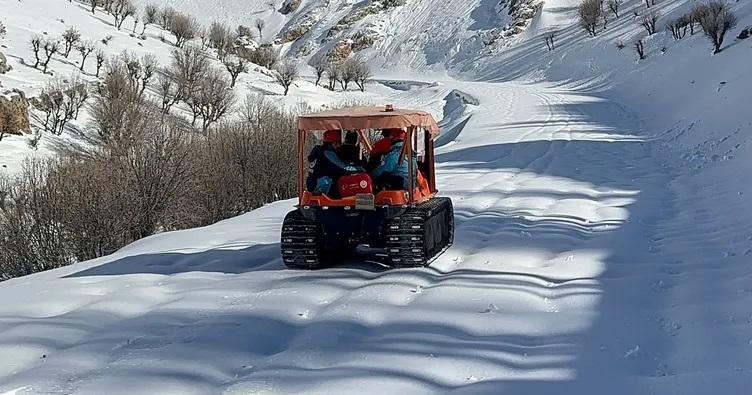 Karla Kaplı Nemrut Dağı’nda rahatsızlanan özel güvenlik görevlisi kurtarıldı