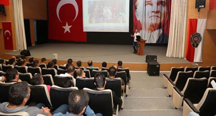 Elazığ'da 220 Özel Güvenlik Görevlisine Seminer Verildi