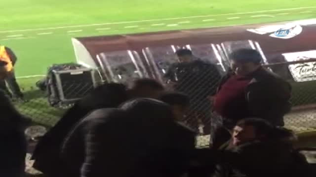 Küfürlerine Dayanamayıp Tokat Attım, Pişmanım