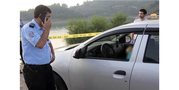 Özel Güvenlik Şüphelendiği Aracı Kontrolünde Araç İçinde Bir Şahsı Ölü  Buldu...