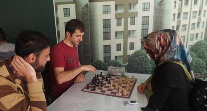Özel Güvenlik Görevlisi Kardeşlerden Satranç Turnuvası