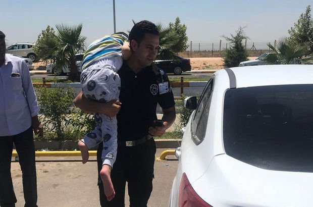 Özel Güvenlik Otomobilde Bırakılan Engelli Çocuğu Kurtardı