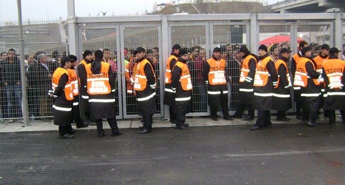 Spor Kulüplerine, Eksik Olan Her Bir Özel Güvenlik Görevlisi Sayısı İtibarıyla 300 TL İdari Para Cezası Kesilecek