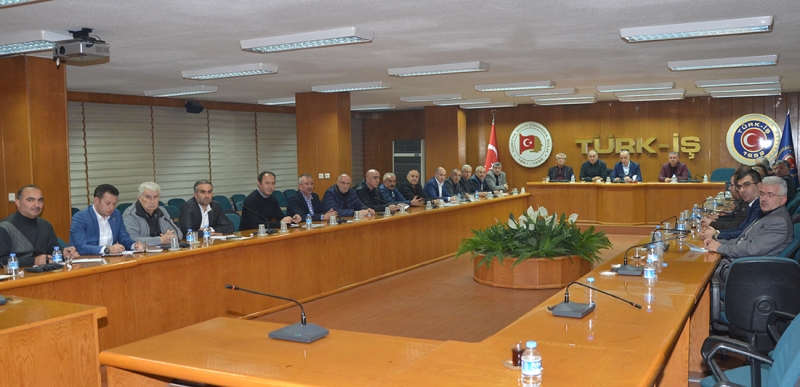 TÜRK-İŞ Başkanlar Kurulu Olağanüstü Toplandı